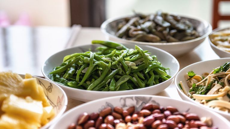 膳食纤维：你的“控糖缓冲垫”