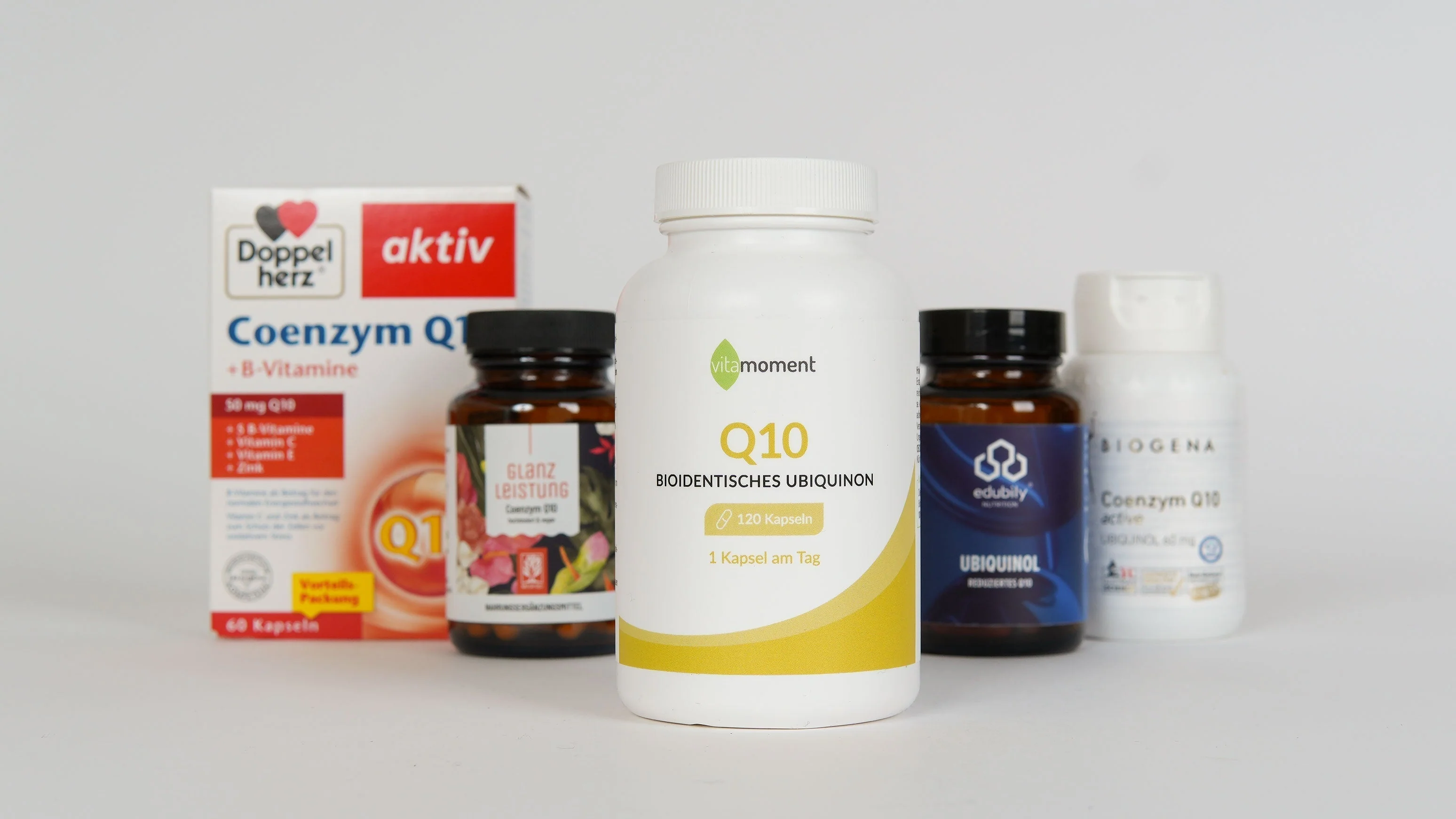 细胞的“生物电池”：2026 辅酶 Q10 全书——为什么 35 岁后，它是每个成年人的刚需？