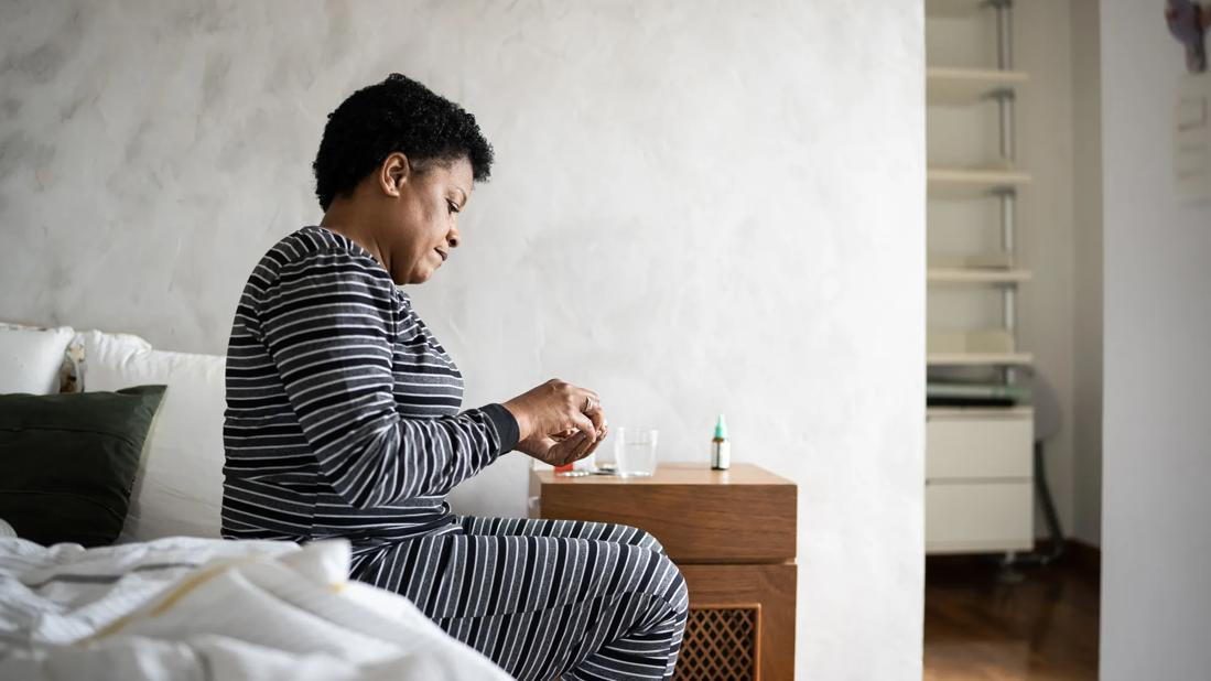 别再只知道补钙了！这个被90%的人忽视的“全能矿物质”，才是你睡得香、不抽筋、心脏稳的真正秘籍！